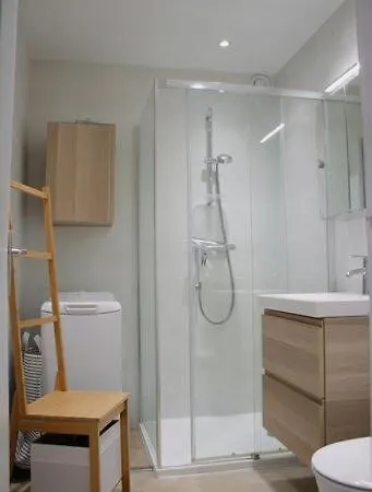 Face à La Yourhosthelper Appartement *